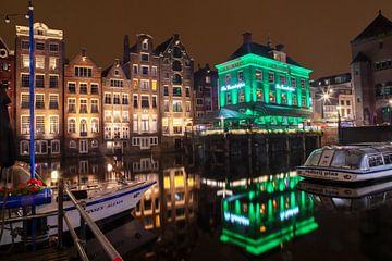 Amsterdam bij nacht - Damrak van t.ART