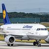 Avion de ligne Airbus A319-100 de Lufthansa. sur Jaap van den Berg