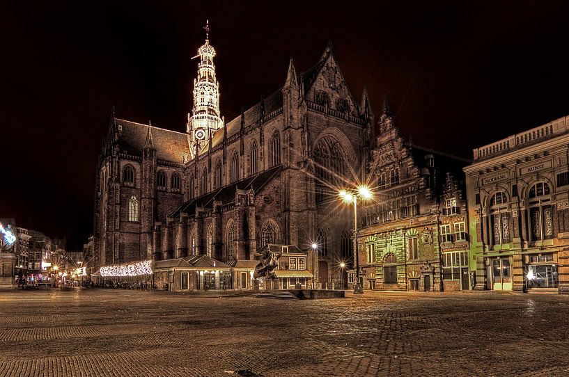 St Bavo Haarlem at night van Wouter Sikkema
