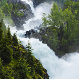 Latefossen-Wasserfall, Vestland, Norwegen