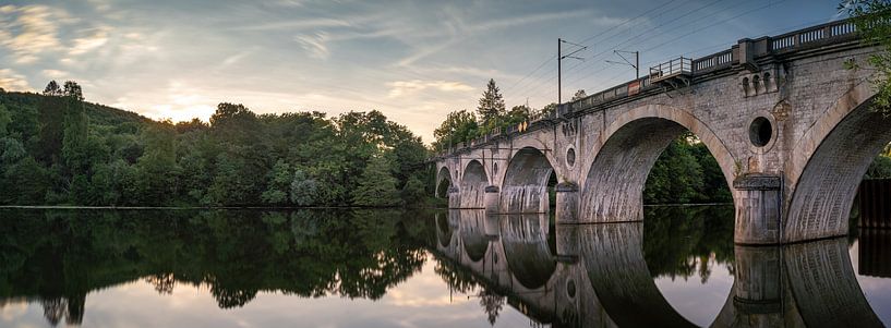 Historische Eisenbahnbrücke über die Mosel in Frankreich bei Nancy von Jonas Weinitschke
