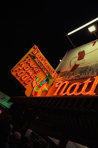 La nuit de Noël à Coney Island : la célèbre enseigne lumineuse de Nathan