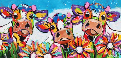 Trio with flowers by Vrolijk Schilderij