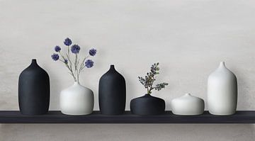 Ceramic vases black/white by Color Square