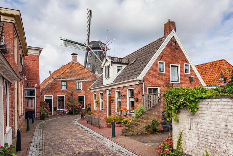 Windmolen De Ster in het centrum van Winsum van Evert Jan Luchies