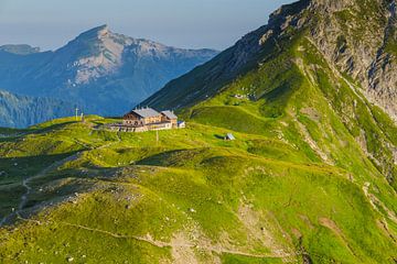 Fiderepasshütte und Hoher Ifen von Walter G. Allgöwer