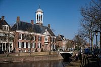 Het Historische Stadhuis van Dokkum: Een Tijdloos Icoon in de Elfstedenstad