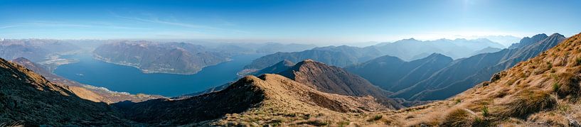 Panoramic view of Lake Maggiore by Leo Schindzielorz