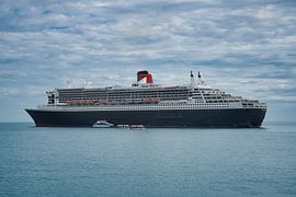 Le Queen Mary 2 a jeté l'ancre à Yorkeys Knob sur Frank's Awesome Travels