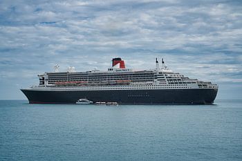 Le Queen Mary 2 a jeté l'ancre à Yorkeys Knob