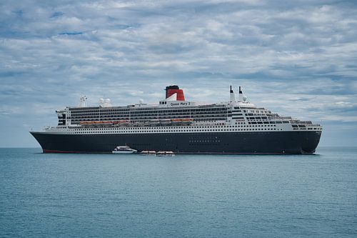Le Queen Mary 2 a jeté l'ancre à Yorkeys Knob