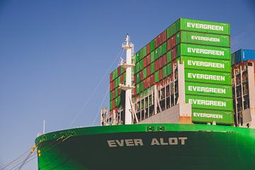 Containerschepen en containers van scheepskijkerhavenfotografie