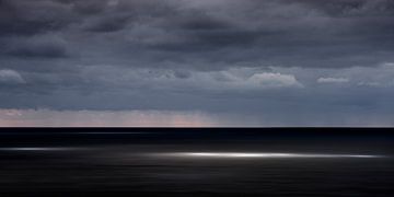 Een zwarte zee van Mia Art and Photography