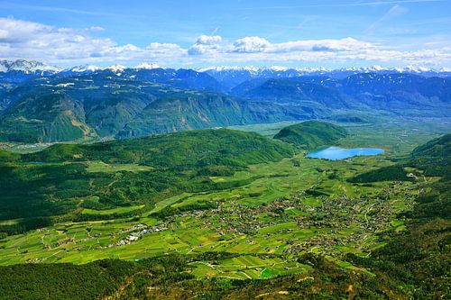 Vue panoramique du Penegal au printemps