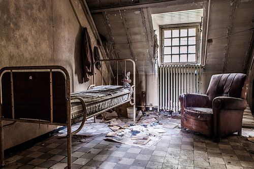 Lunatic Asylum - III