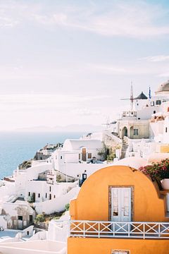 Oia Santorini am Abend von Patrycja Polechonska