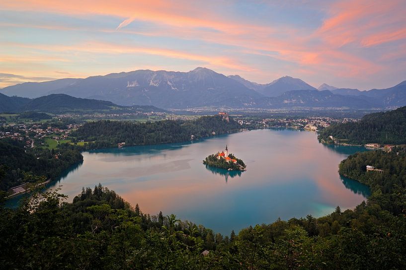 Bled im Abendlicht - Wunderschönes Slowenien von Rolf Schnepp