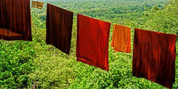 Buddhist shawls by Stefan Havadi-Nagy