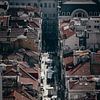 Rue du centre de Lisbonne, Portugal. sur Bart Clercx