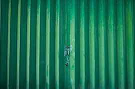 Green Garage Door Olhão | Travel Photography Portugal by Sanne Overeijnder