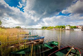 De brug over het Zwartewater van Hasselt (Overijssel) sur Karel Pops