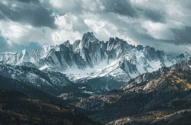 Dramatic mountain sunset
