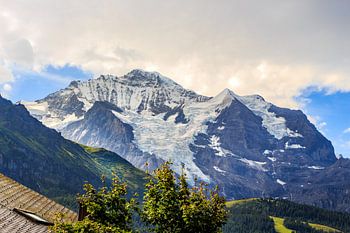 La Jungfrau enneigée
