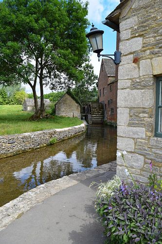 Idyllische watermolen in de Engelse Cotswolds
