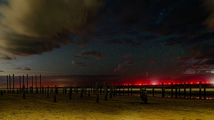 Palendorp by night. by Leonie Photography
