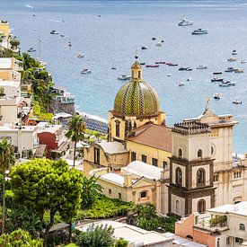 Uitzicht op Positano aan de Amalfikust in Italië van Rico Ködder