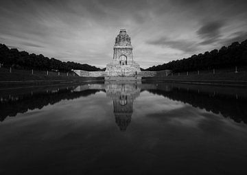 Monument de la bataille des Nations à Leipzig (noir et blanc) sur Frank Herrmann