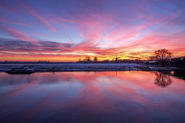 Deventer ijssel Bolwerksmolen zonsondergang Sky on fire by Han Kedde
