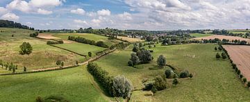 Luchtpanorama  van het Zuid-Limburgse landschap in de buurt van Eys