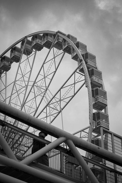 Ferris wheel. by Kathy Orbie
