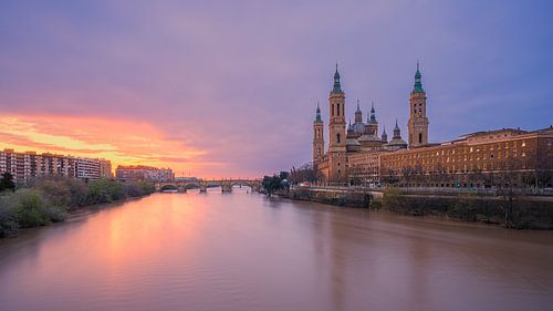 Sonnenaufgang in Zaragoza, Spanien von Henk Meijer Photography