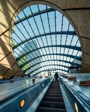 Die Rolltreppe von der U-Bahn von MADK