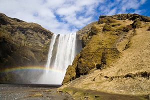 Unter dem Regenbogen-Wasserfall von Karin Hendriks Fotografie