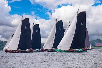 Skûtsje zeilen in Friesland