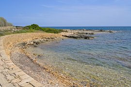 Küste im Naturschutzgebiet Vendicari in Sizilien von Tomherkules