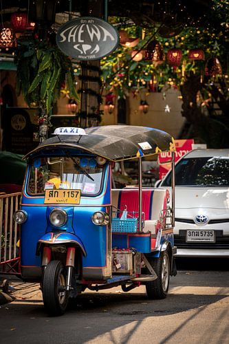 Tuk Tuk op een Rustige Straat in Bangkok, Thailand