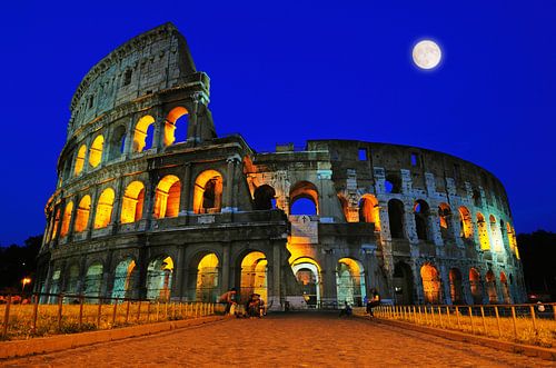 Colosseum bij maanlicht, Rome