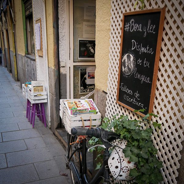 Madrid - Façade du magasin par Wout van den Berg