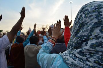 Abendritual auf dem Ganges von Zonnig op Reis