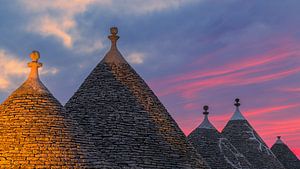 Lever de soleil à Alberobello, Pouilles, Italie
