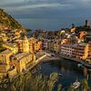 Zwischen Sonne und Meer - Vernazza von Teun Ruijters