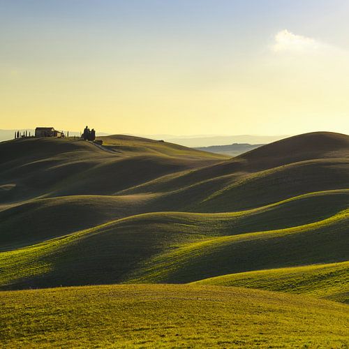 Glooiende heuvels in Crete Senesi. Toscane