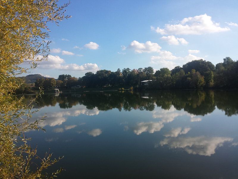 Spiegelung am See von Andrea Meister