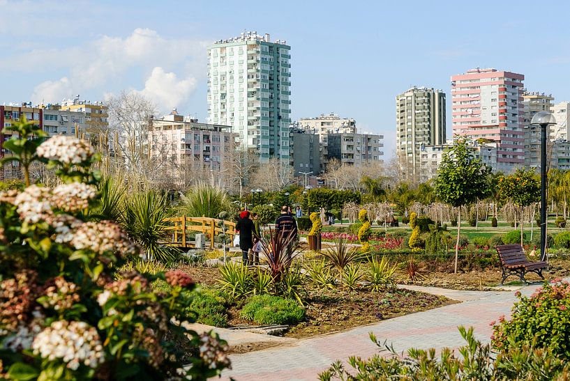 La ville d'Adana vue du parc central par Martin Stevens