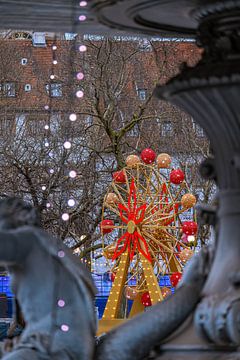 KERSTSFEER OP HET KASTEELPLEIN VAN STUTTGART van Photoart-Naegele