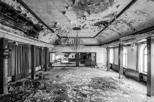 Lost Place - Verlaten balzaal / herberg in het oosten van Duitsland